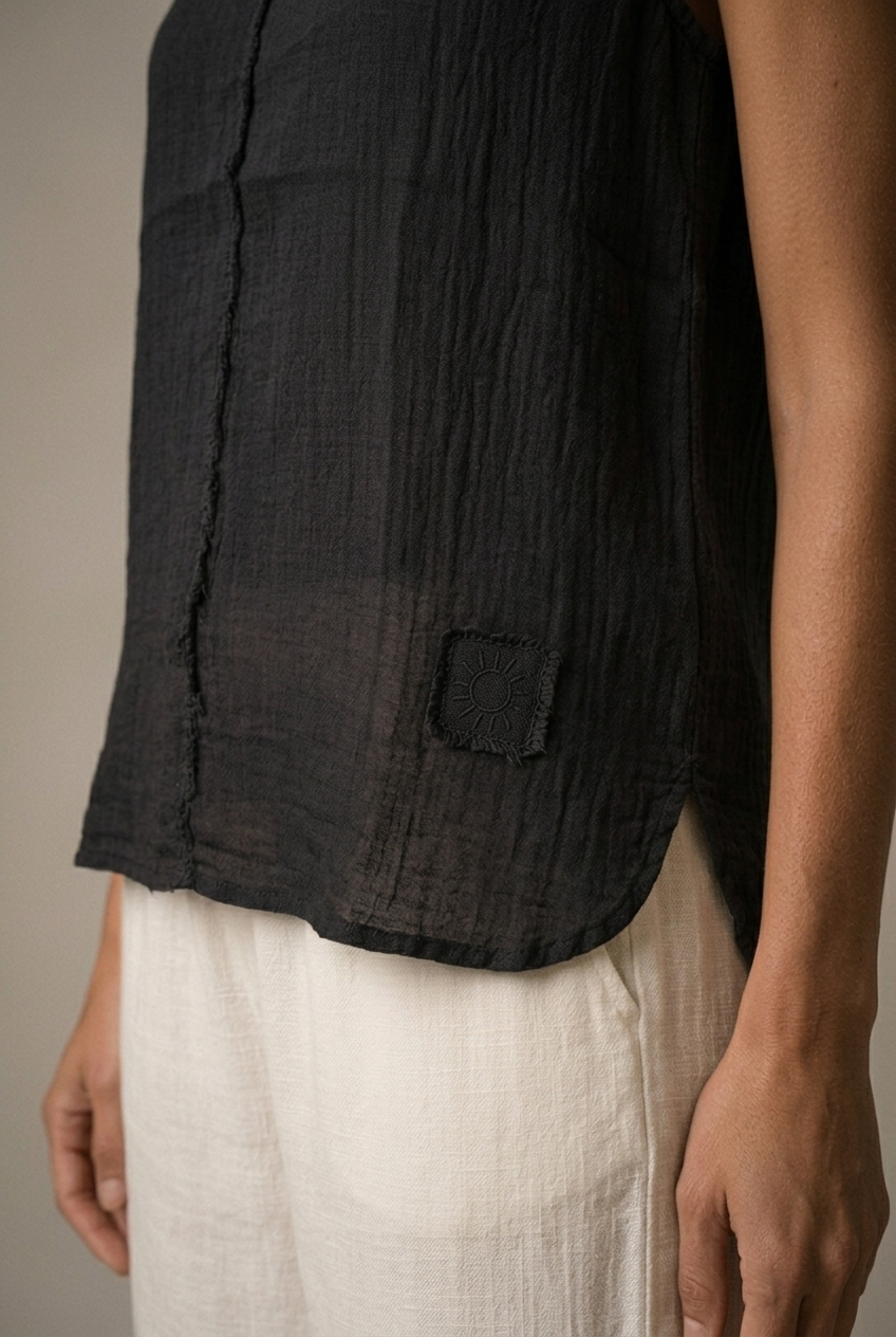 LA VELINO — Sleeveless Linen Top — Black — detail